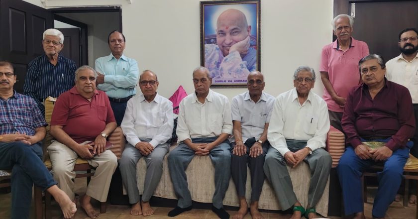 ‘उडत उडत आली फुलावर, नन्ही तितली एक’ : गझलांजलीच्या काव्यगोष्टीत रंगली काव्य मैफल